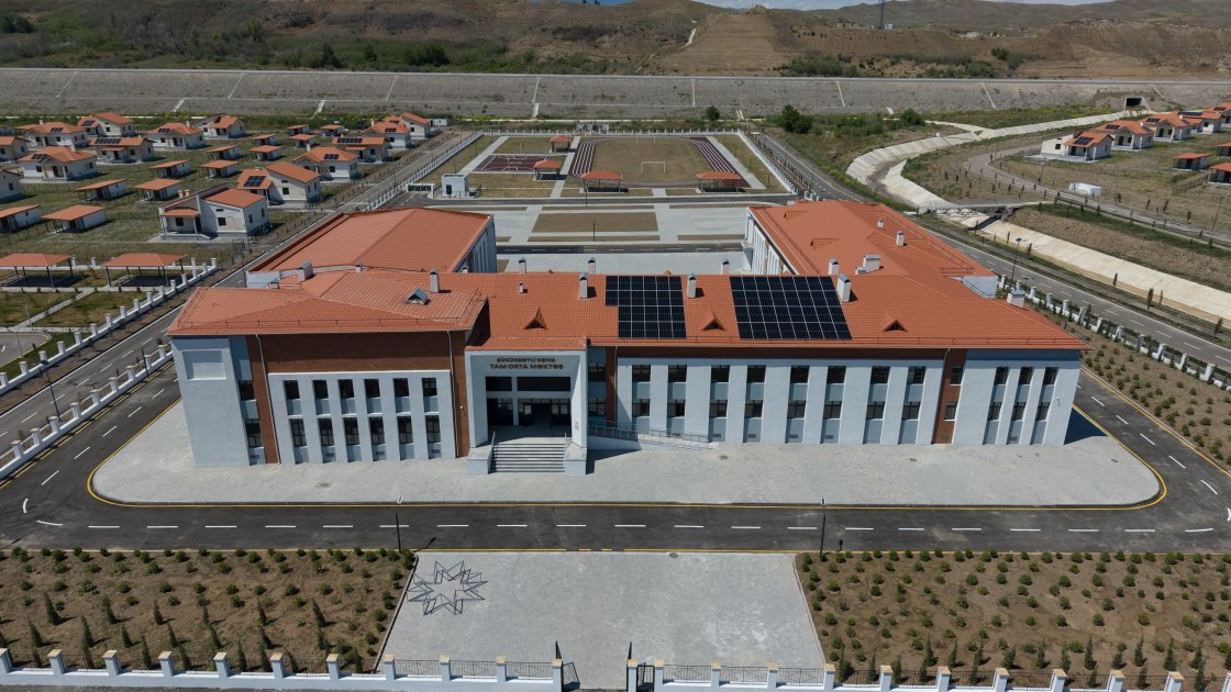 Prezident İlham Əliyev Cəbrayılda 360 şagird yerlik məktəb binasının açılışını edib