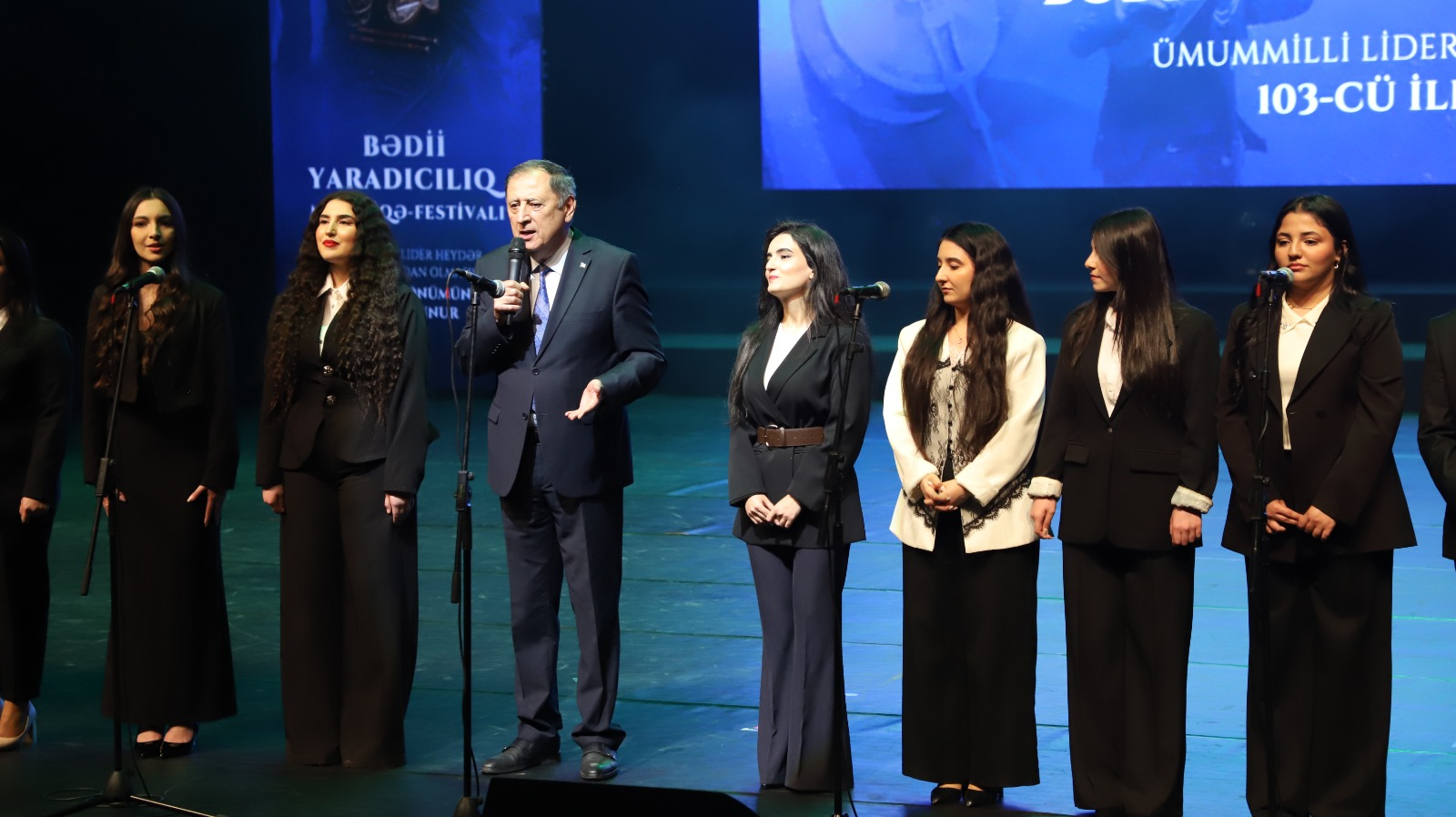 Bədii yaradıcılıq müsabiqə-festivalının yekun konserti keçirilib