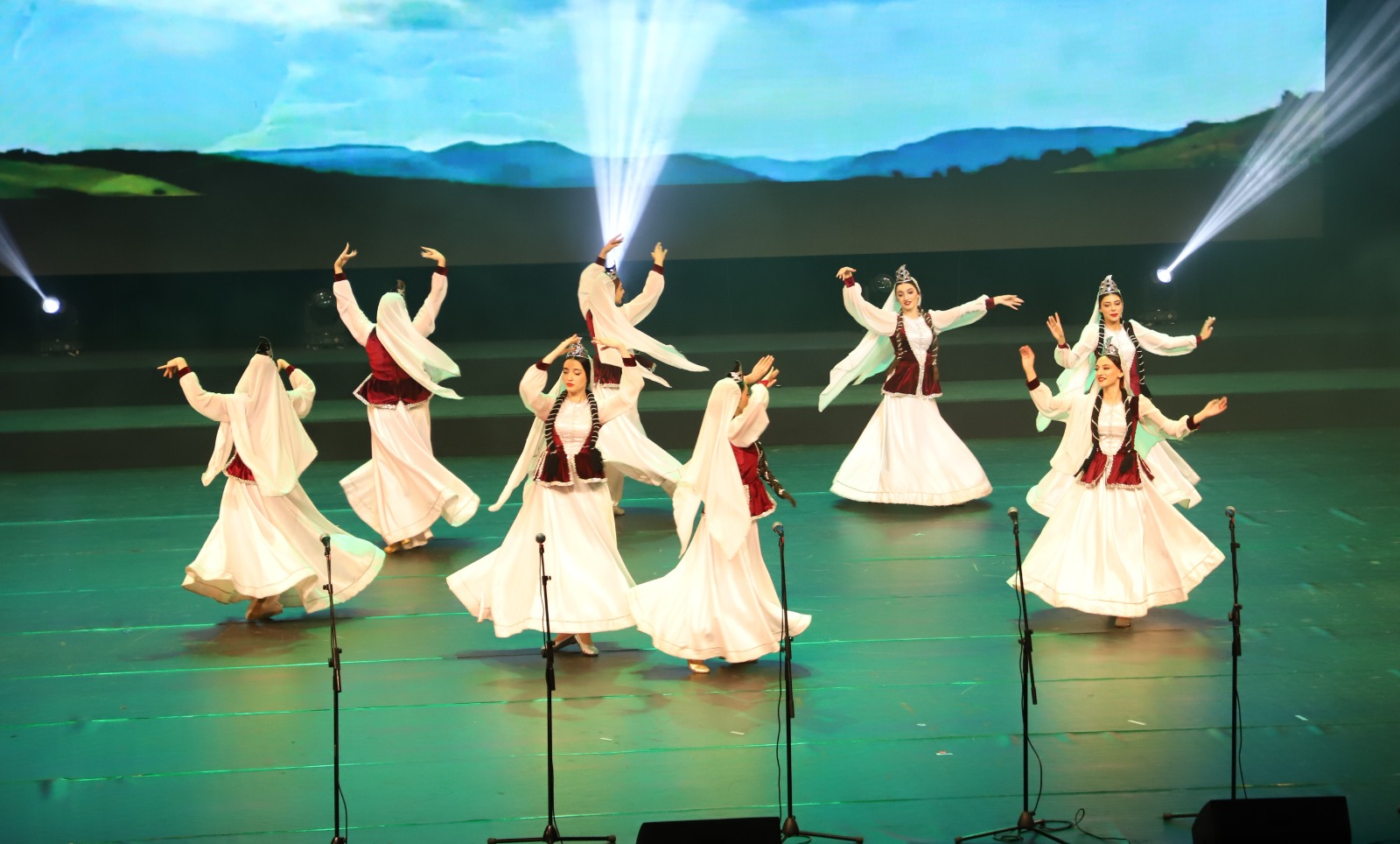 Bədii yaradıcılıq müsabiqə-festivalının yekun konserti keçirilib