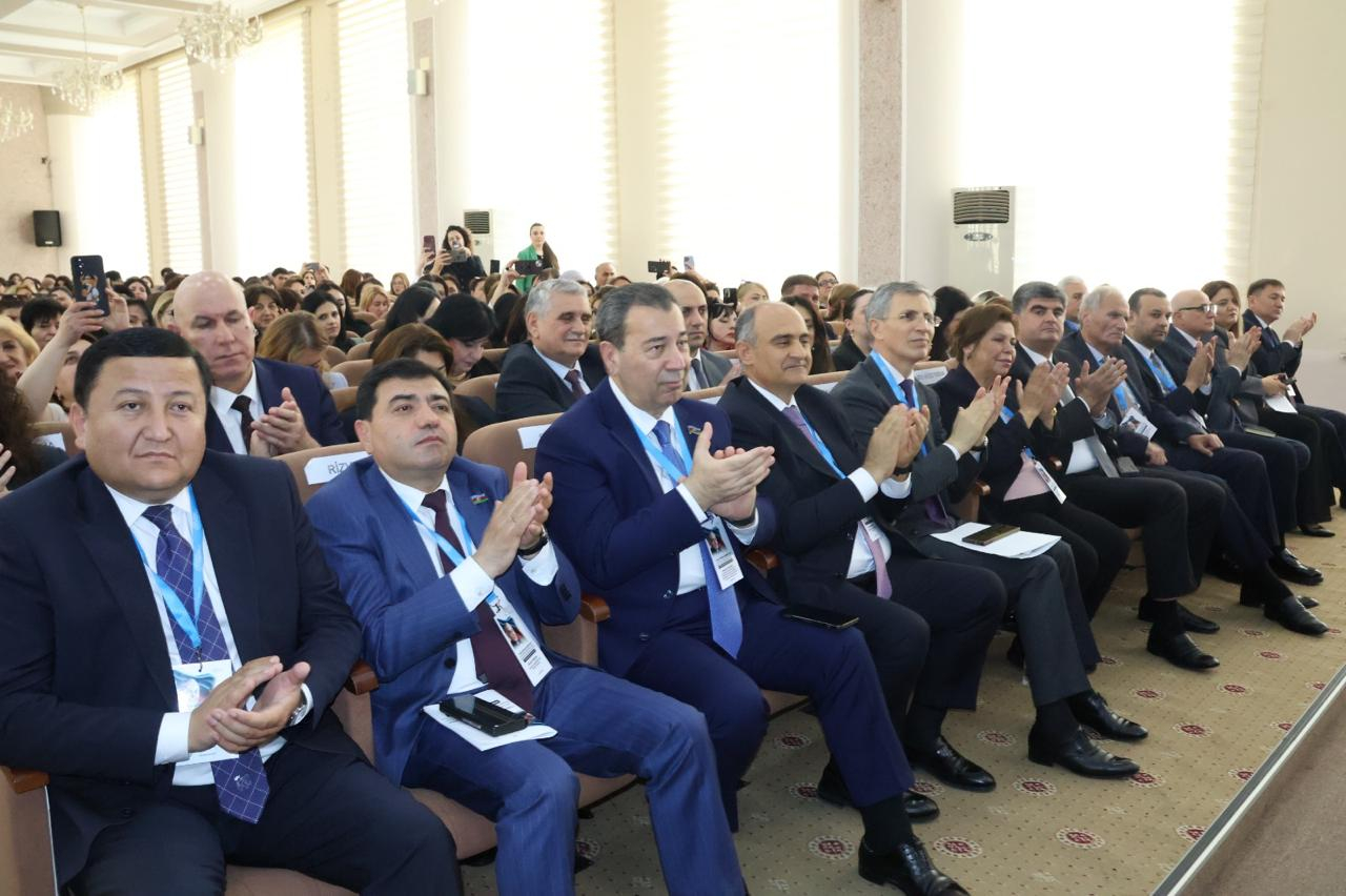 “Yeni dövrün Azərbaycanı” Bakı Slavyan Universitetində elmi konfransın mövzusu oldu