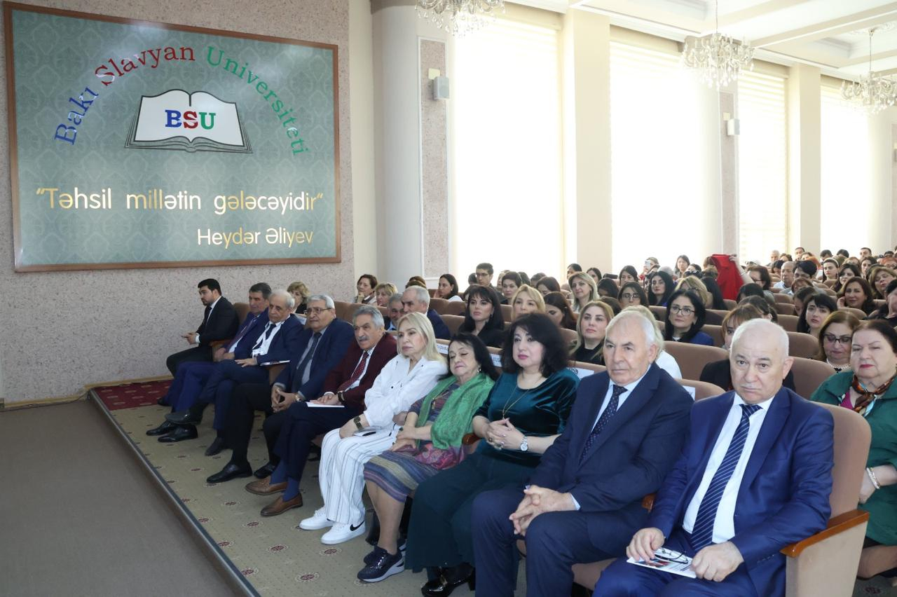 “Yeni dövrün Azərbaycanı” Bakı Slavyan Universitetində elmi konfransın mövzusu oldu