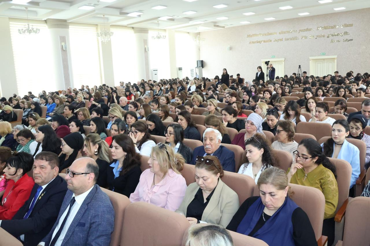 “Yeni dövrün Azərbaycanı” Bakı Slavyan Universitetində elmi konfransın mövzusu oldu