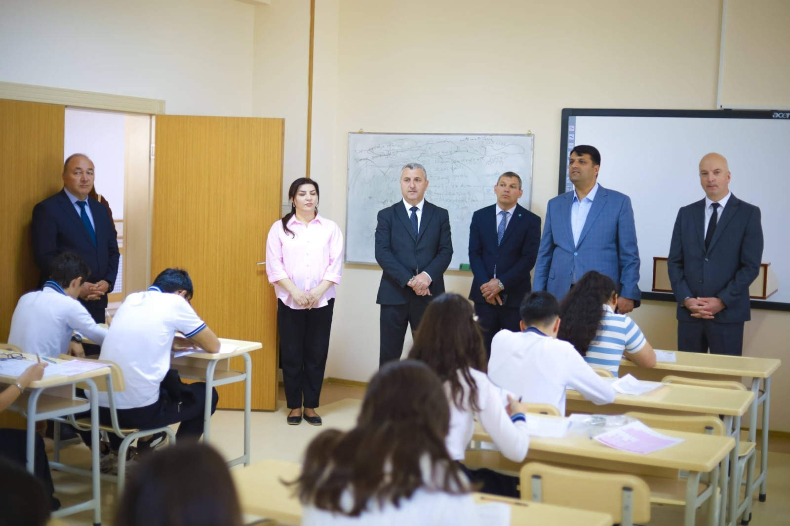 Naxçıvanda XI sinif şagirdləri üçün monitorinq qiymətləndirmə imtahanı keçirilib
