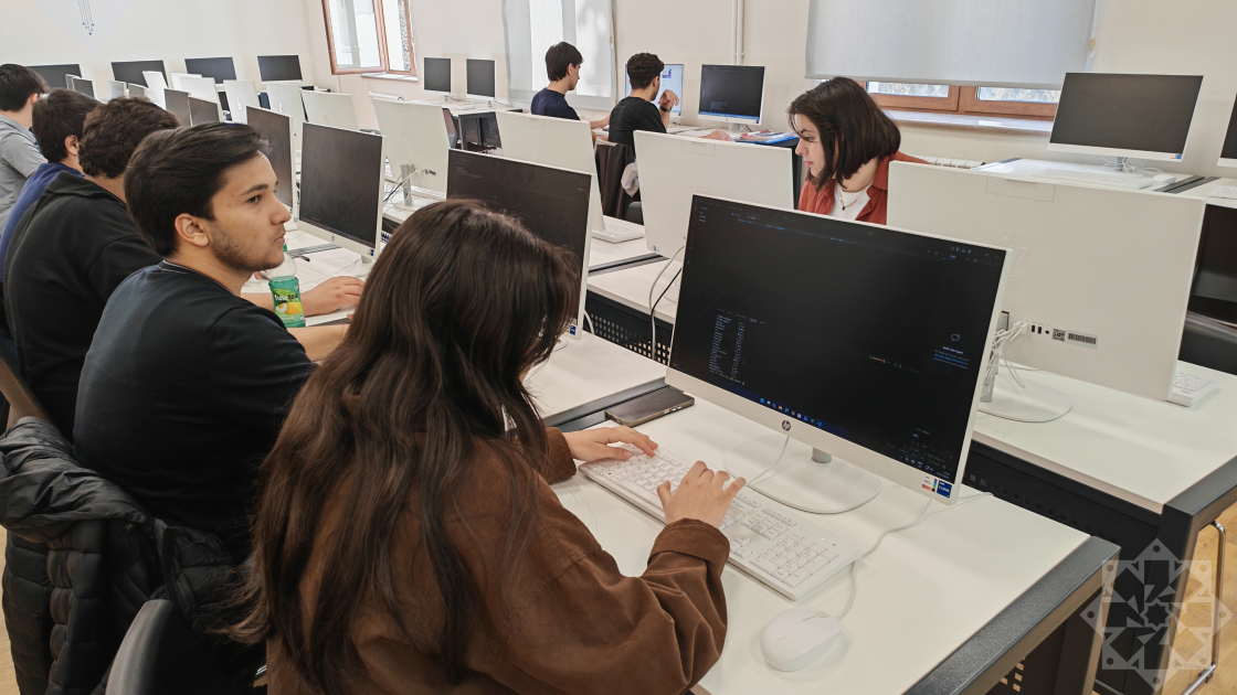 Qarabağ Universiteti mühəndis kadr hazırlığının əsas mərkəzlərindən birinə çevrilir