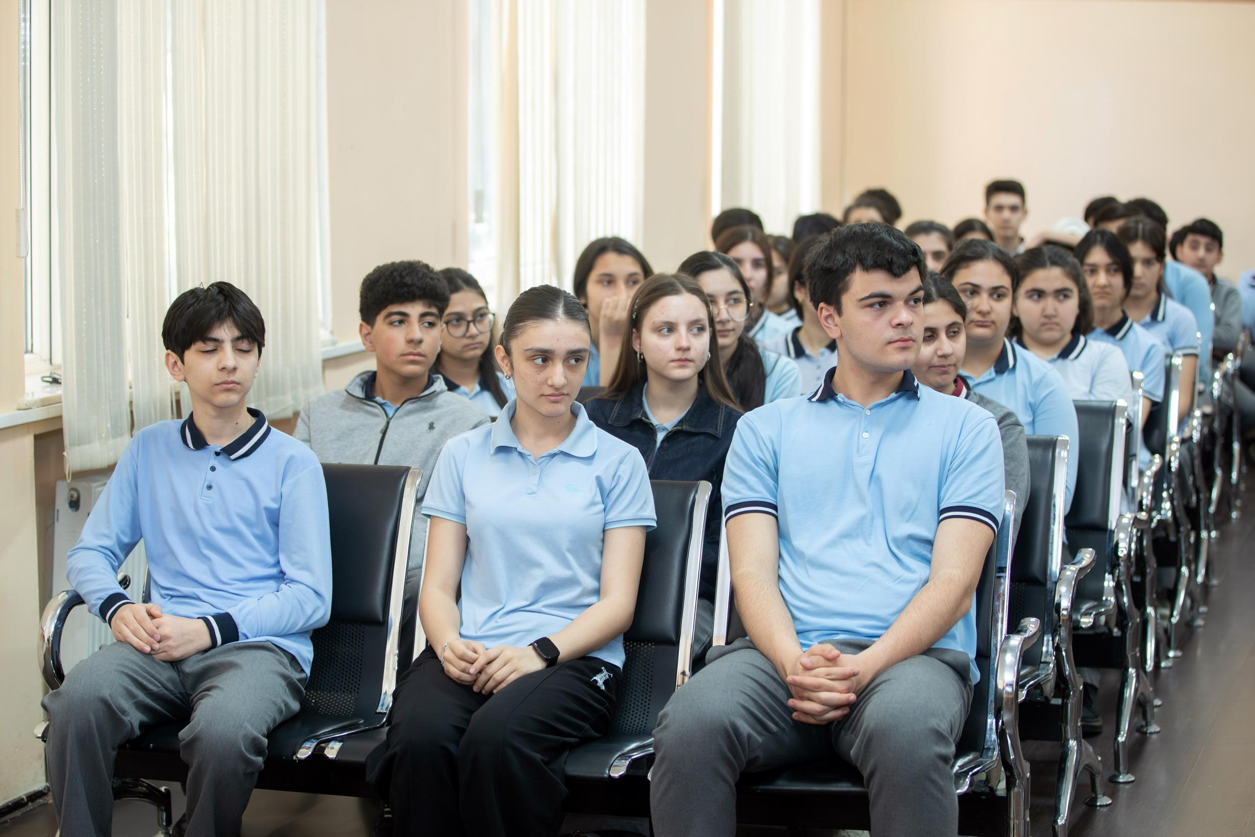 460 uşağın dərsə davamiyyəti bərpa olunub
