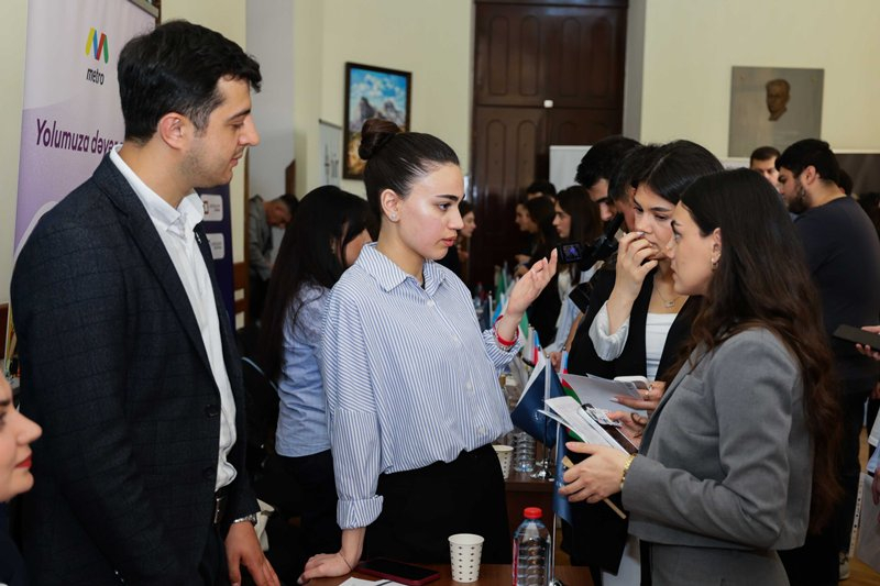 XVII UNEC Karyera və əmək yarmarkası keçirilib