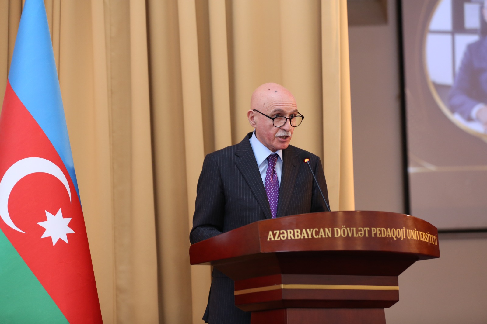 ADPU-da “I Türkoloji Qurultayın 100 illiyi: Dil məsələləri” konfransı keçirilir