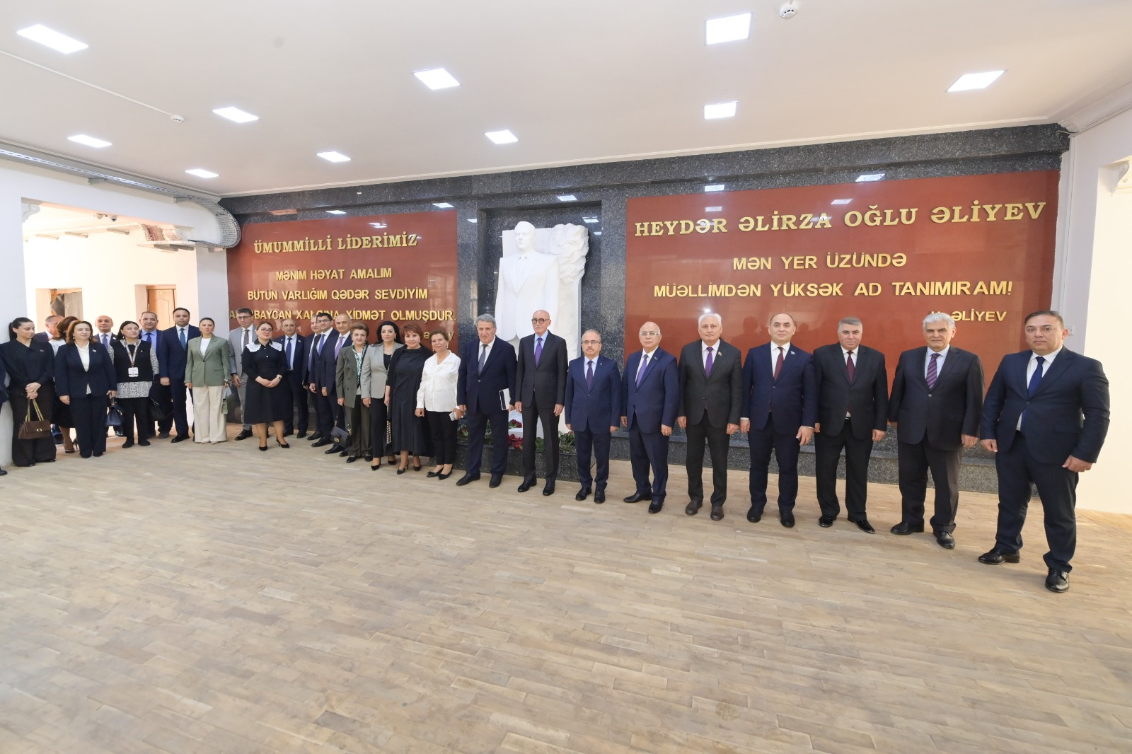 ADPU-da “I Türkoloji Qurultayın 100 illiyi: Dil məsələləri” konfransı keçirilir