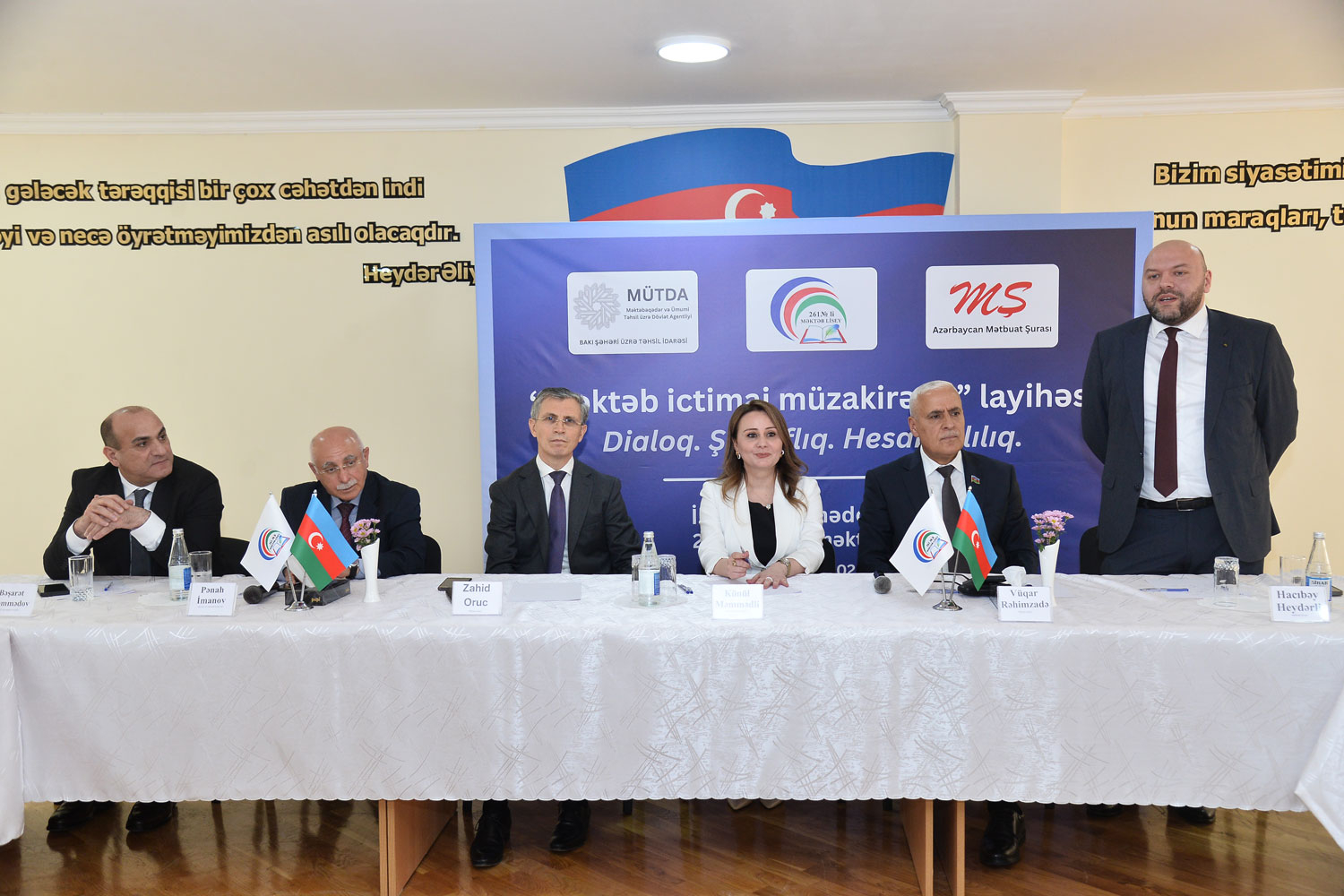 “Məktəb ictimai müzakirədə” layihəsi çərçivəsində növbəti görüş keçirilib