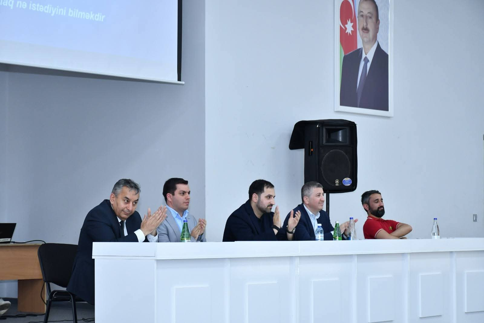 Abşeronda abituriyentlərlə ixtisas seçimi görüşü keçirilib
