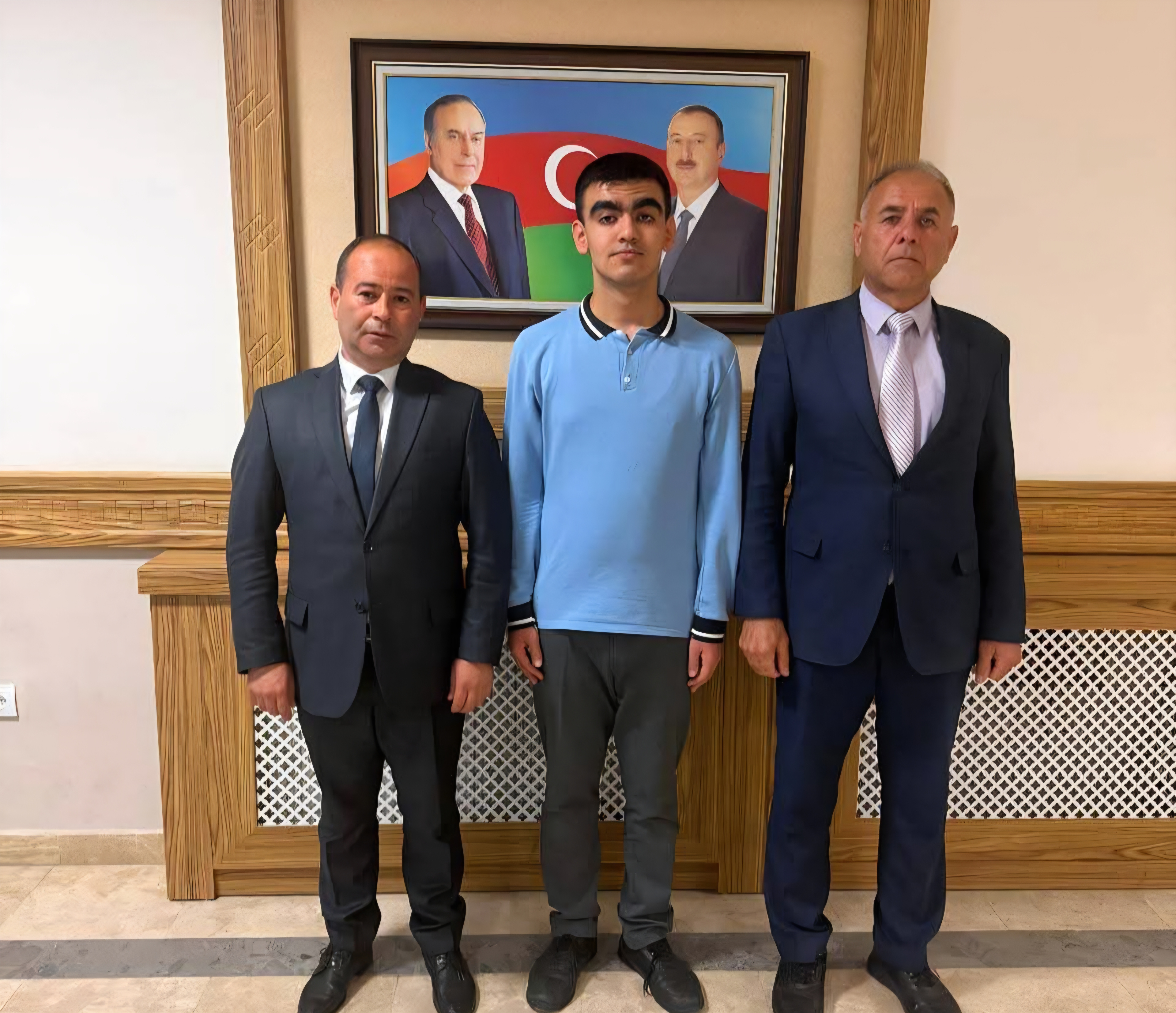 300 bal topladı, amma adı siyahıda yoxdur