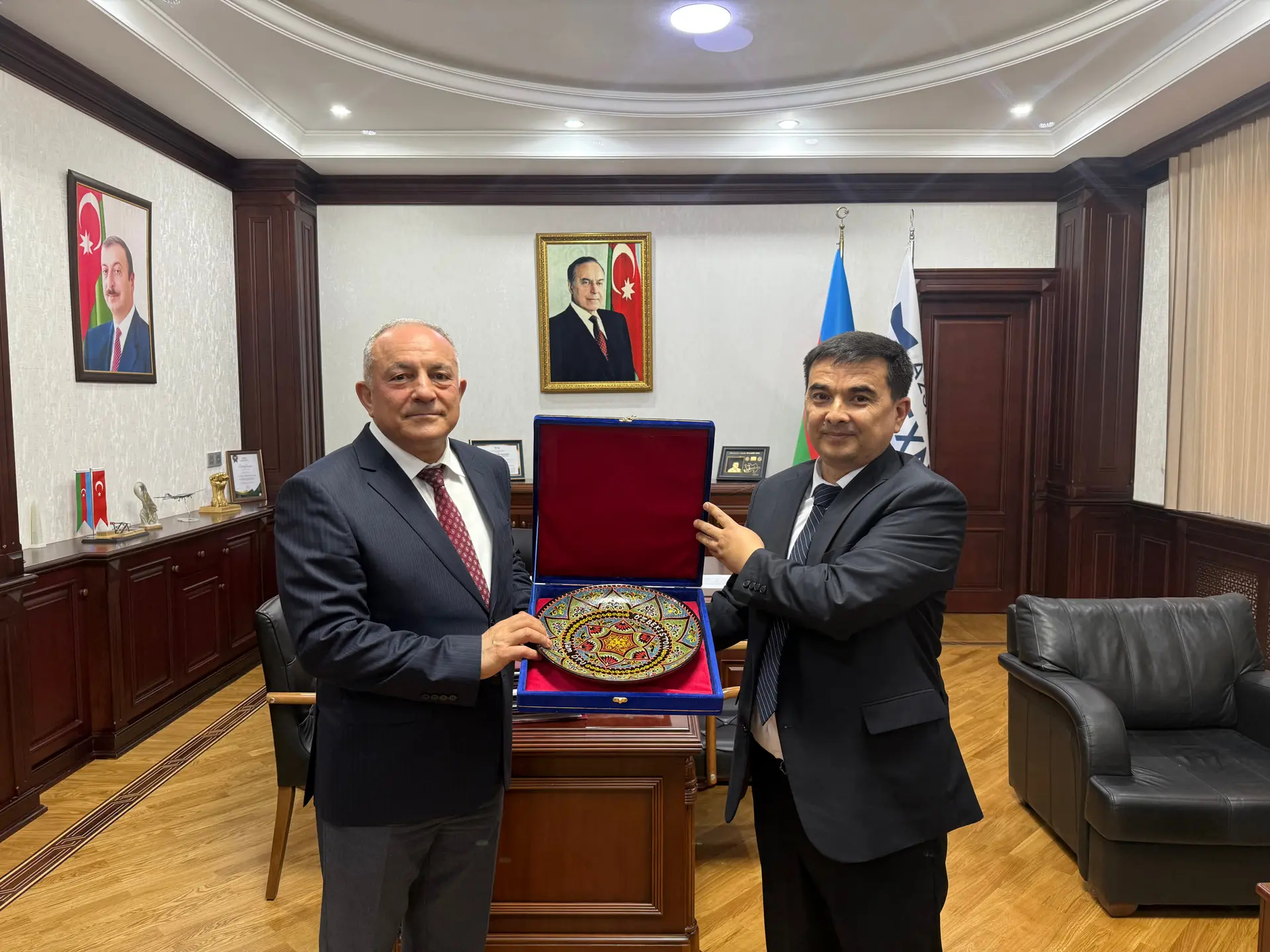 Özbəkistan universitetinin nümayəndələri AzTU-da olub