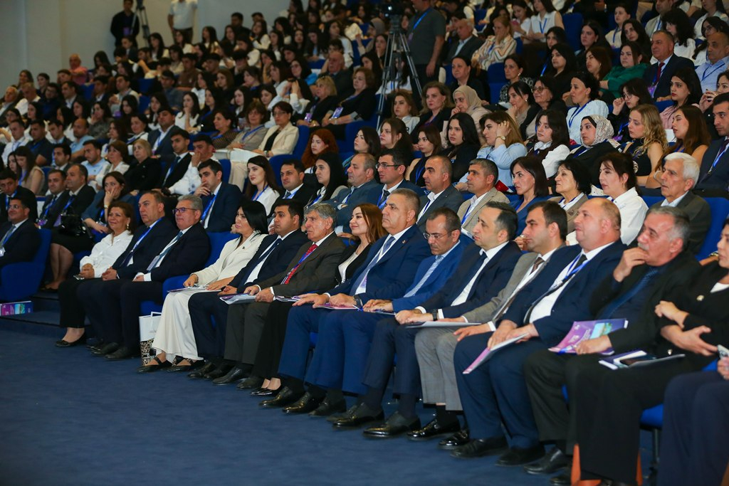 MDU-da 23 ölkənin iştirakı ilə beynəlxalq konfrans keçirilir