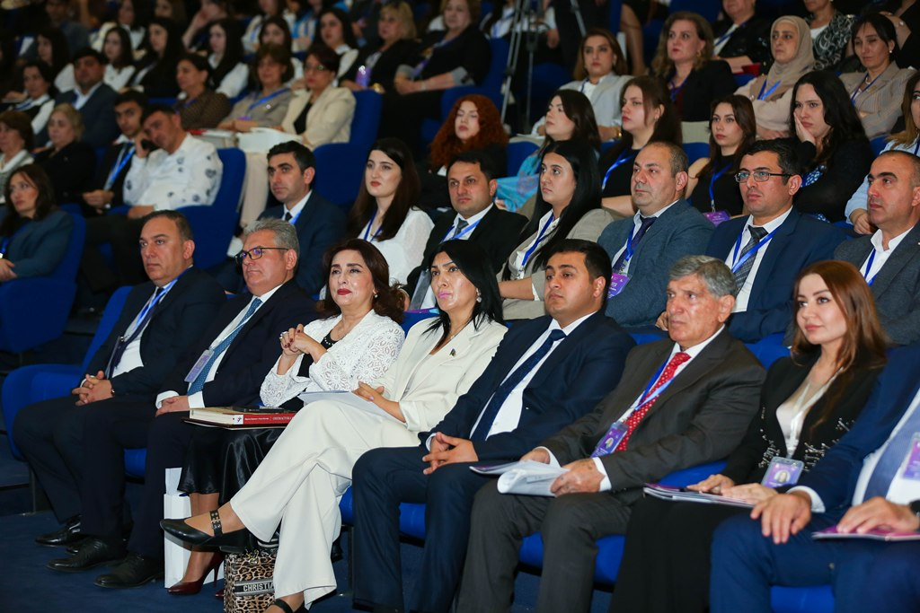 MDU-da 23 ölkənin iştirakı ilə beynəlxalq konfrans keçirilir