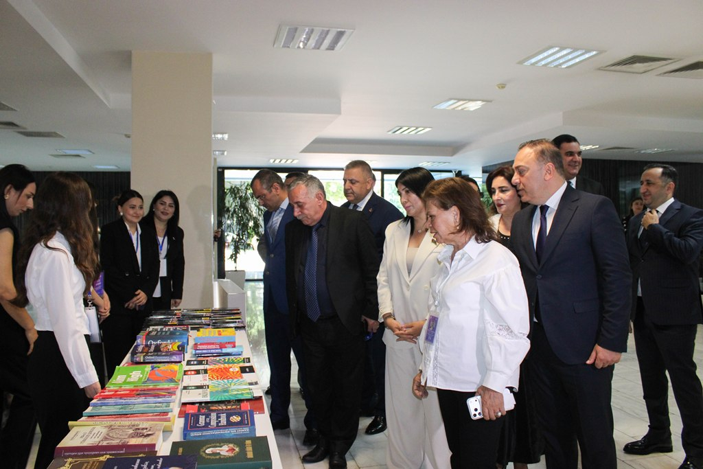 MDU-da 23 ölkənin iştirakı ilə beynəlxalq konfrans keçirilir