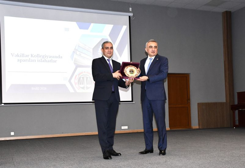 Vəkillər Kollegiyasının nümayəndə heyəti Qarabağ Universitetində olub