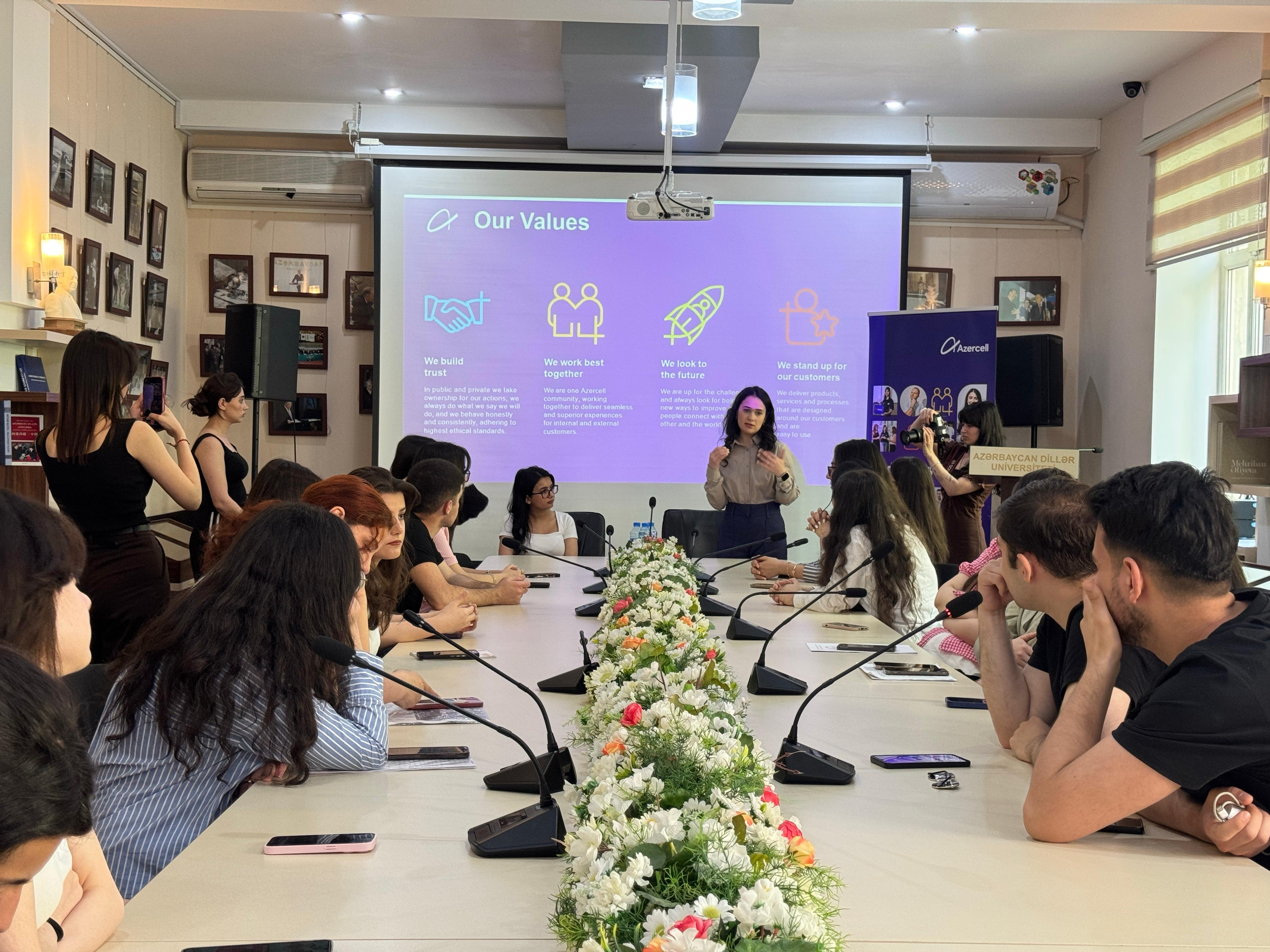 Tələbə və gənc məzunlar üçün “CareerPlus” proqramı fəaliyyətə başlayıb
