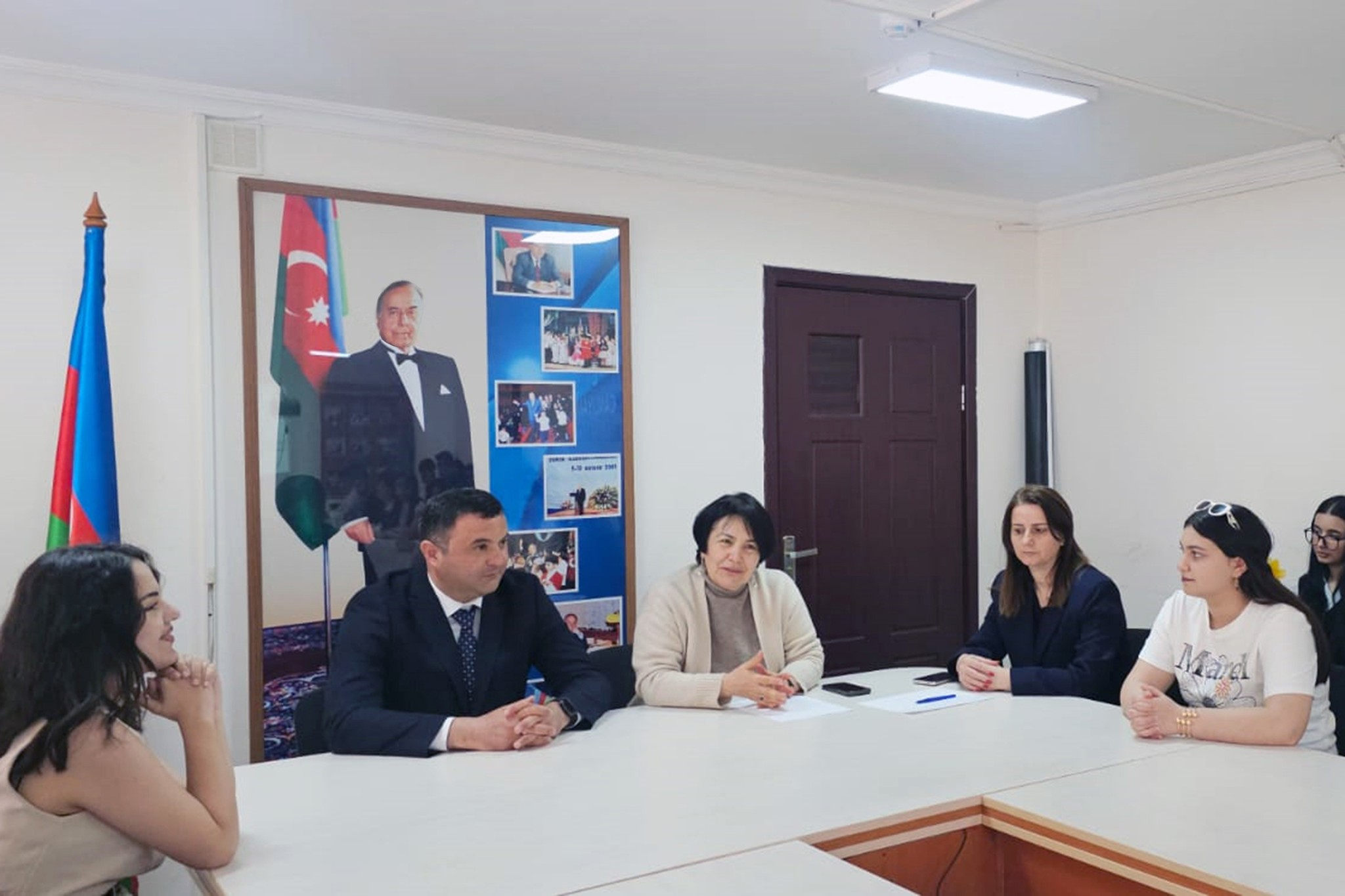 Peşə təhsili müəssisələrində vergi və maliyyə təlimləri keçirilib