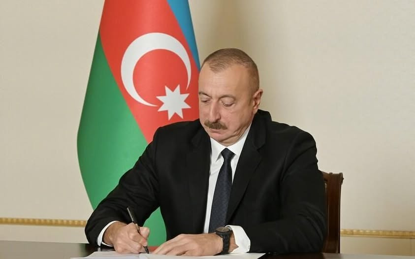 İlham Əliyev hərbi xidmətə çağırış və ehtiyata buraxılma ilə bağlı sərəncam imzalayıb