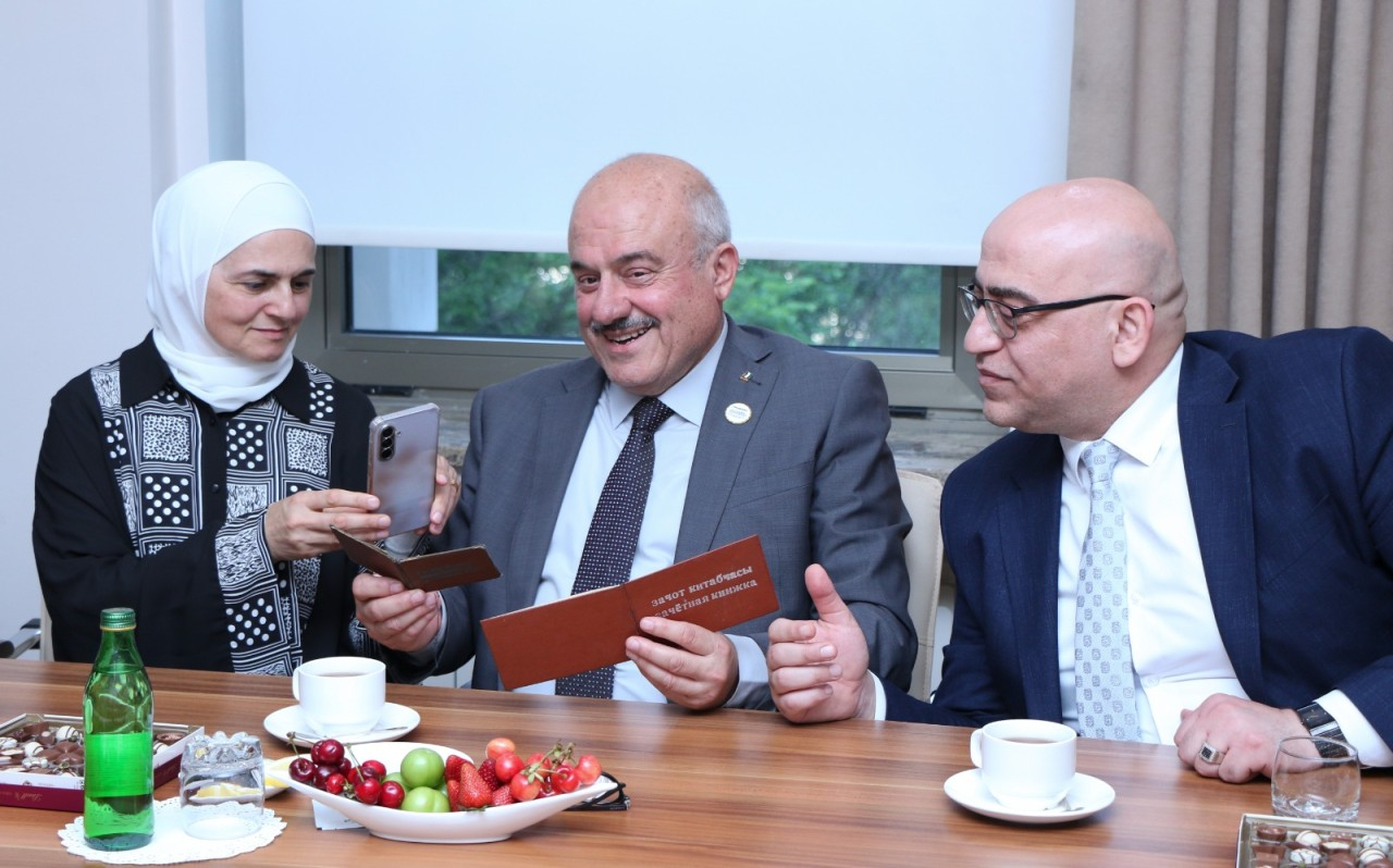 AzMİU məzunu Sami Hijjavi doğma universitetini ziyarət edib