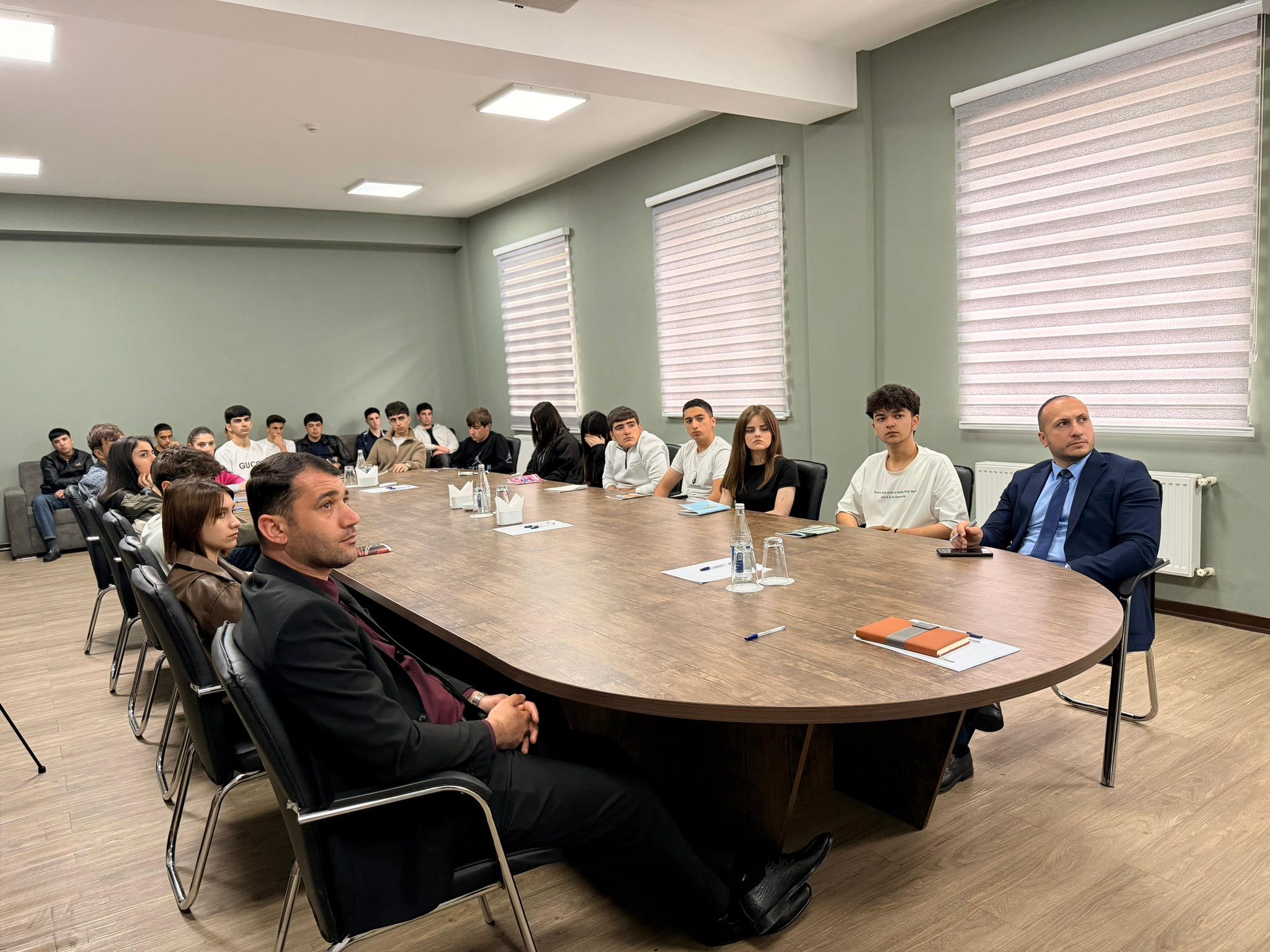 Qəbələdə ekoloji problemlərin həlli yolları müzakirə olunub