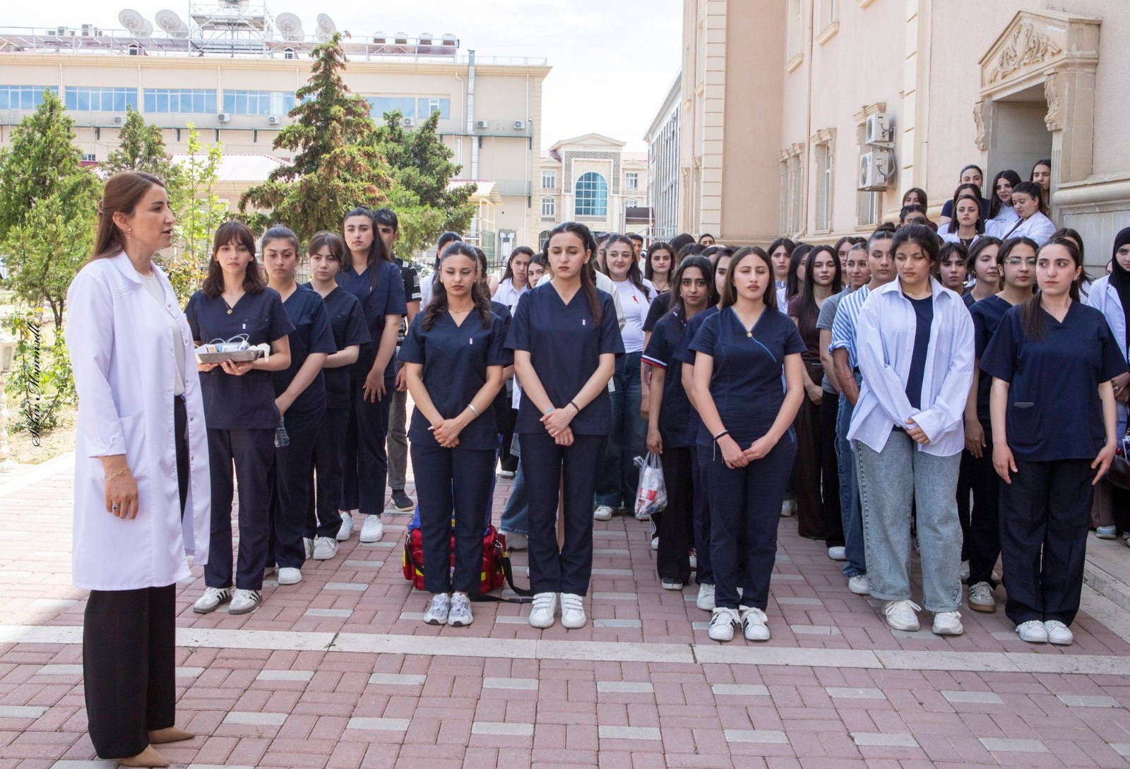 Naxçıvan Tibb Kollecində tələbələr həyat xilas edən bacarıqlarını nümayiş etdiriblər