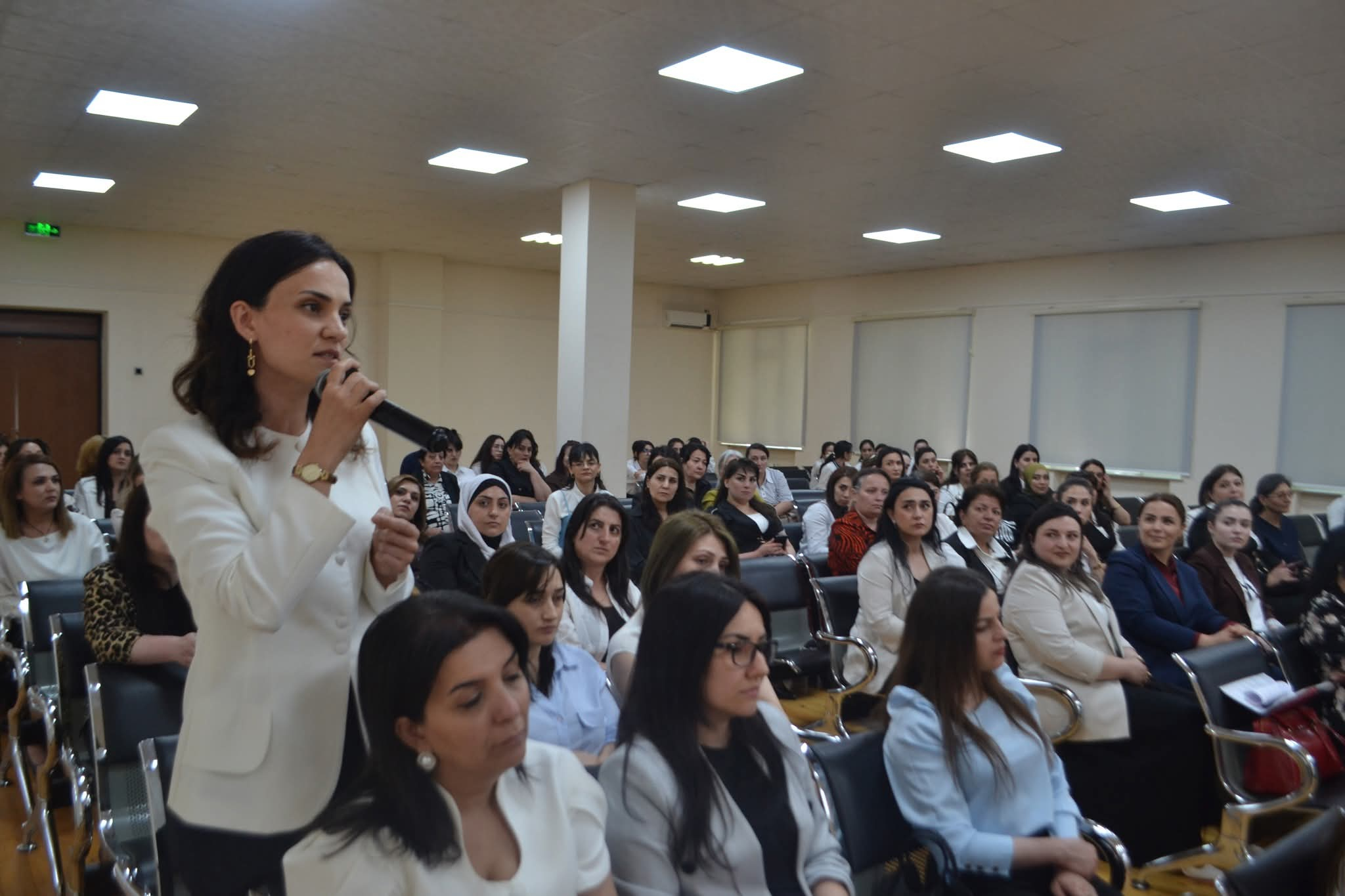 “Açıq qapı”dan görünən təhsil: bir liseyin uğurları