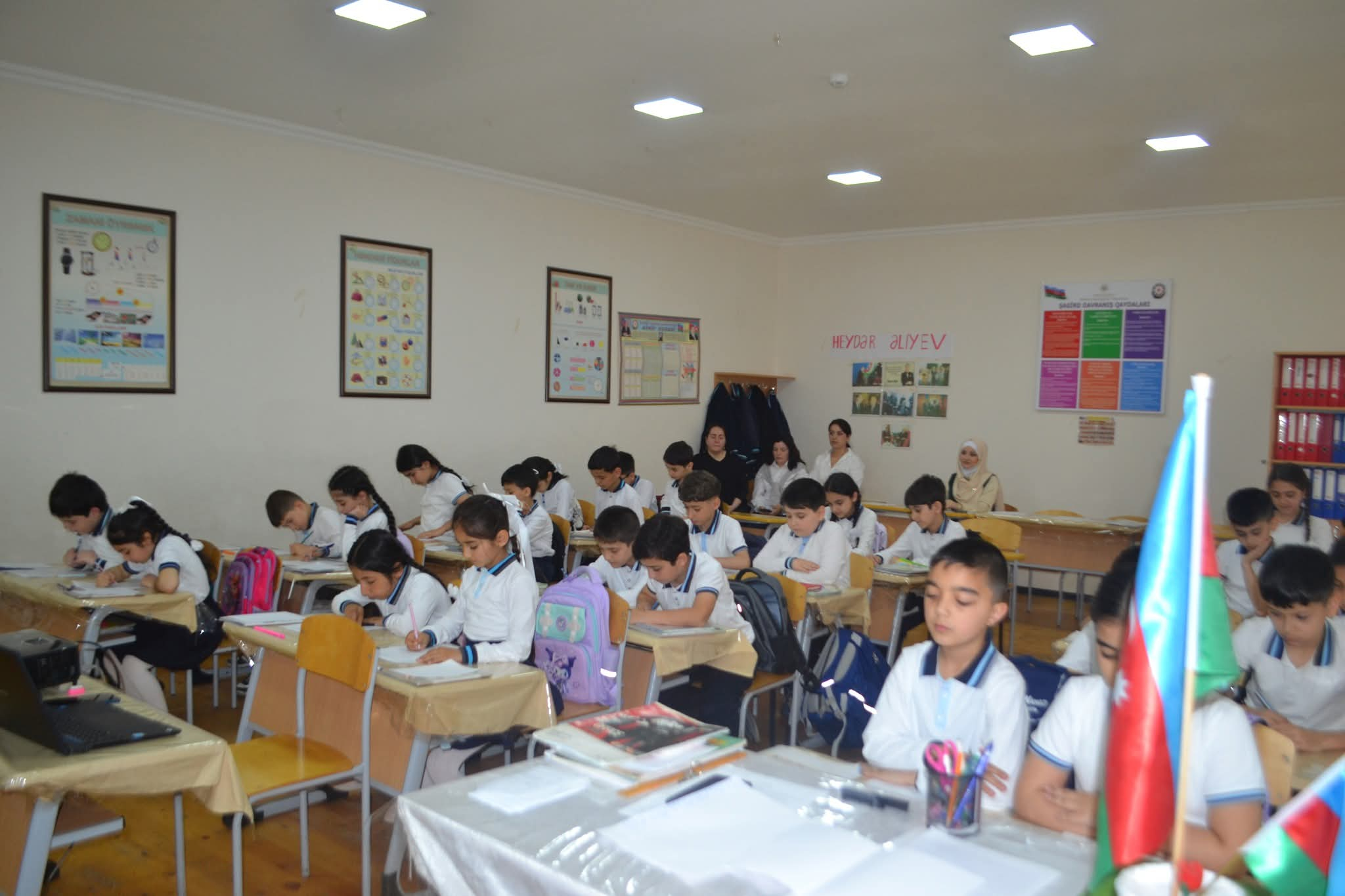 “Açıq qapı”dan görünən təhsil: bir liseyin uğurları