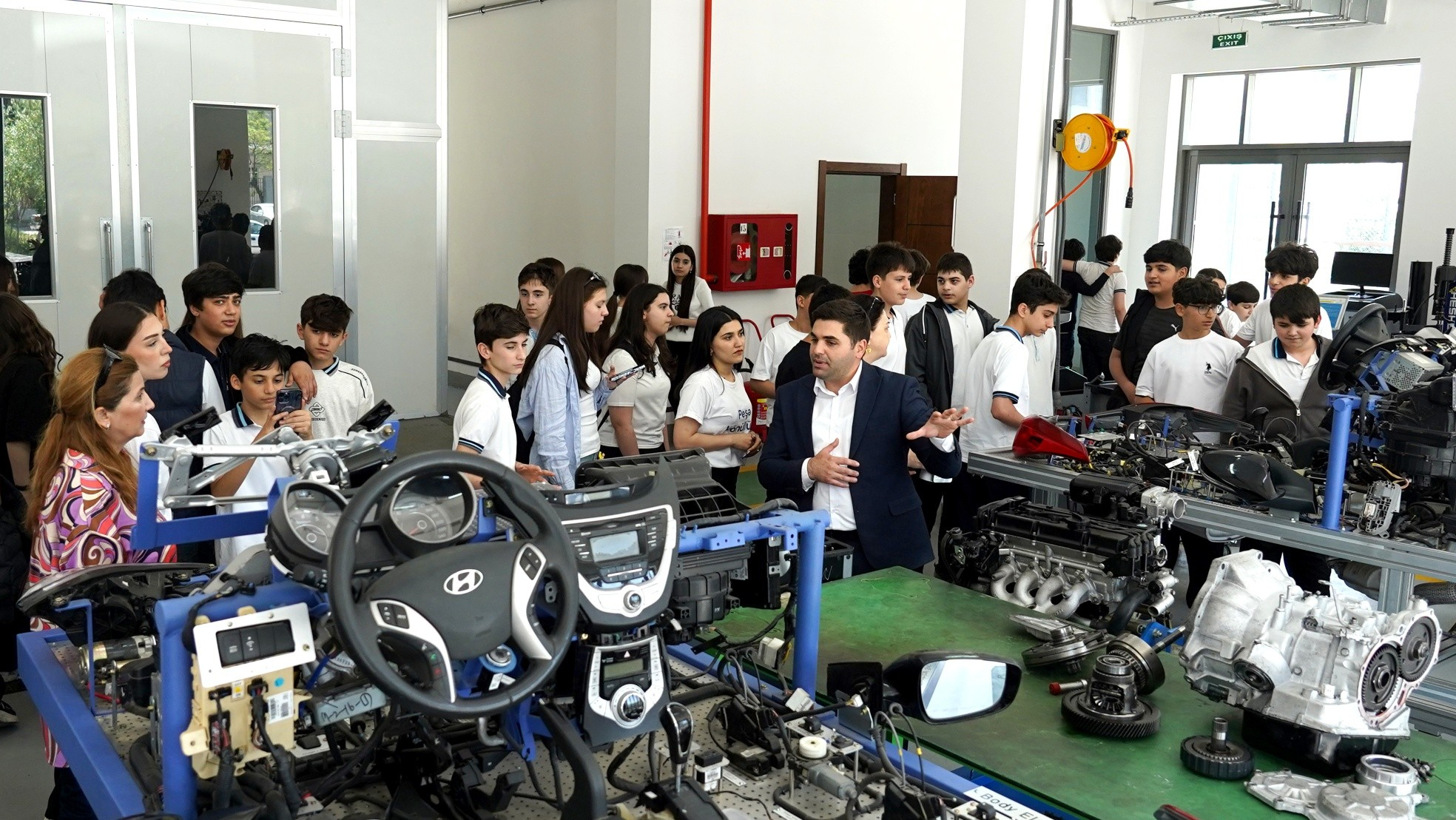 Bakı Dövlət Peşə Təhsil Mərkəzində “Açıq qapı” günü keçirilib