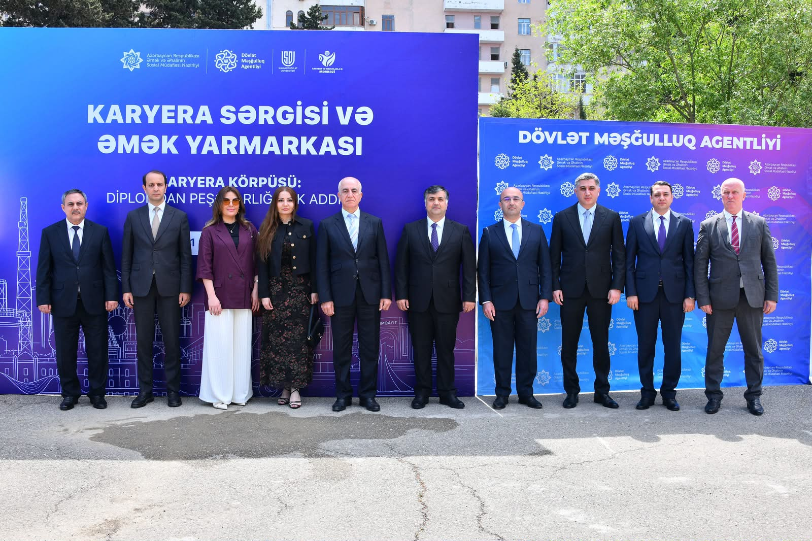 Vakansiyalar ayağına gəldi, gənclər seçim etdi