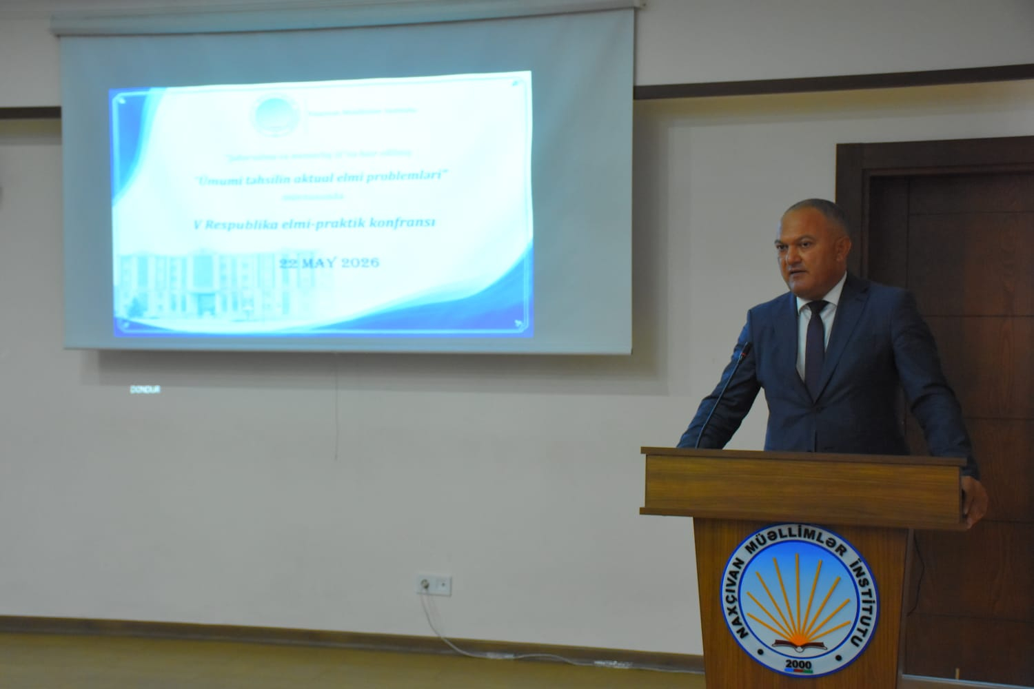 Naxçıvanda ümumi təhsilin aktual problemlərinə həsr olunan respublika konfransı keçirilib