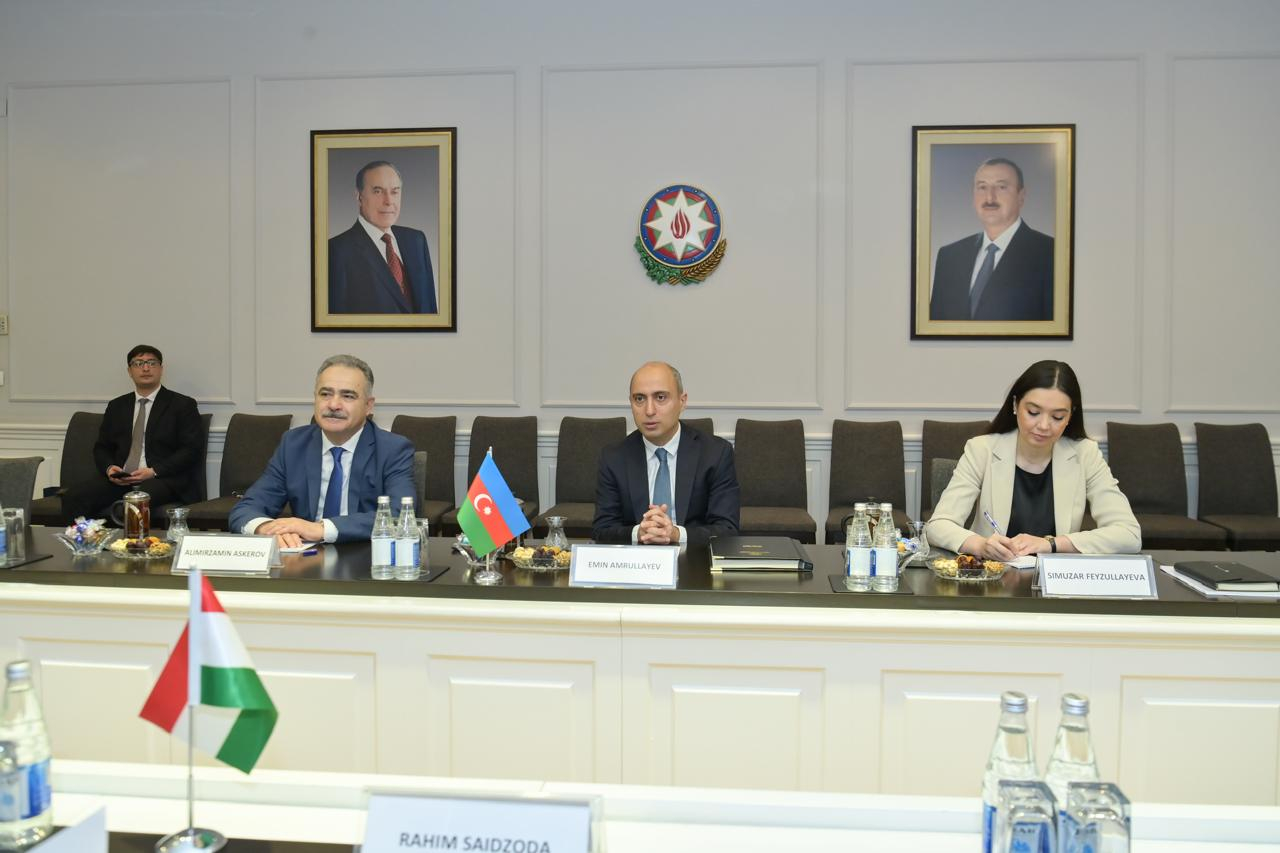 Emin Əmrullayev Tacikistan Respublikasının təhsil və elm naziri ilə görüşüb