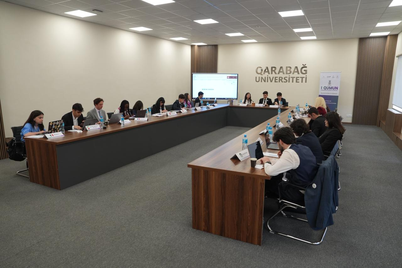 Qarabağda ilk dəfə keçirilən tələbə və gənclərin beynəlxalq BMT Modeli konfransı davam edir