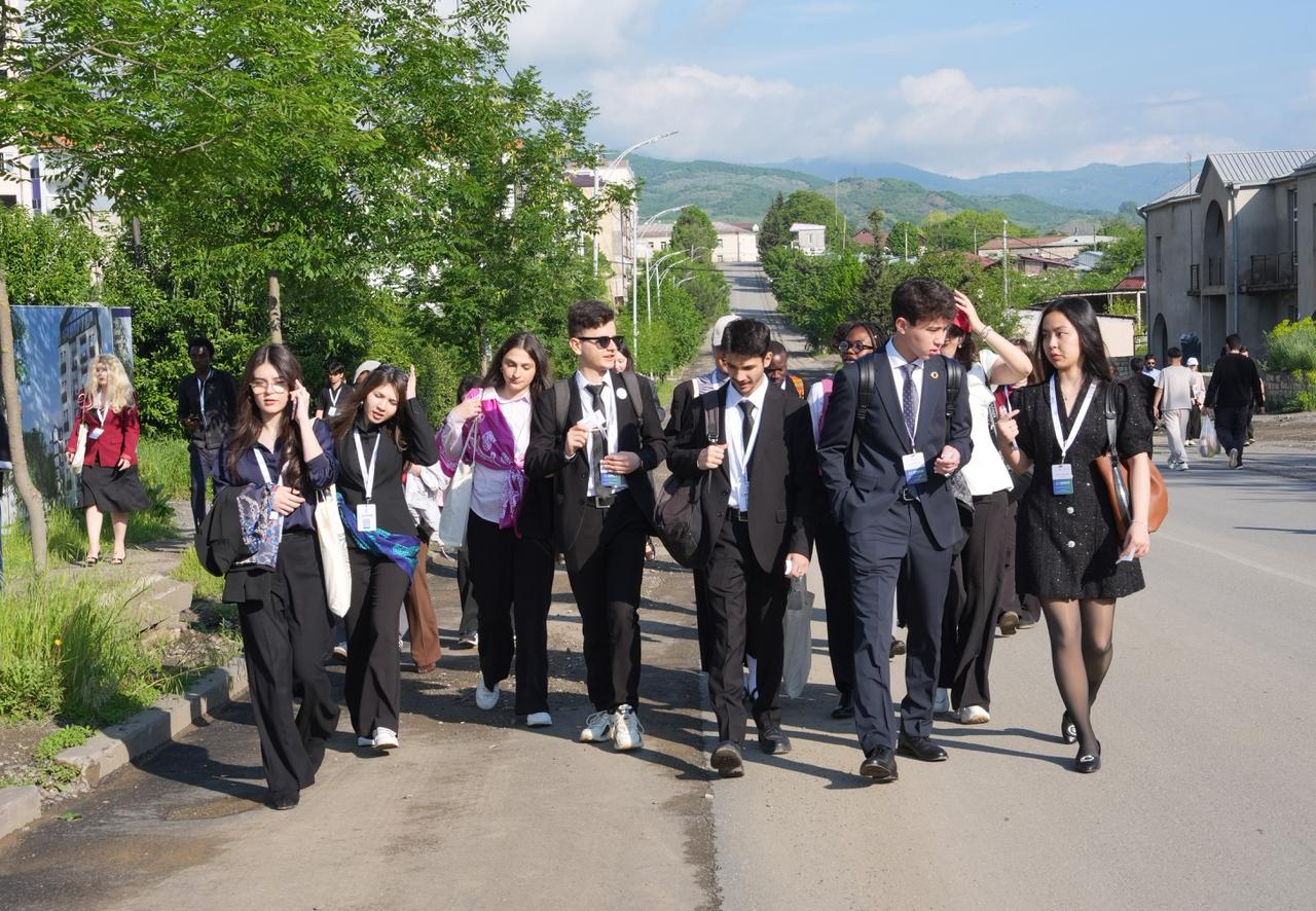 Qarabağda ilk dəfə keçirilən tələbə və gənclərin beynəlxalq BMT Modeli konfransı davam edir