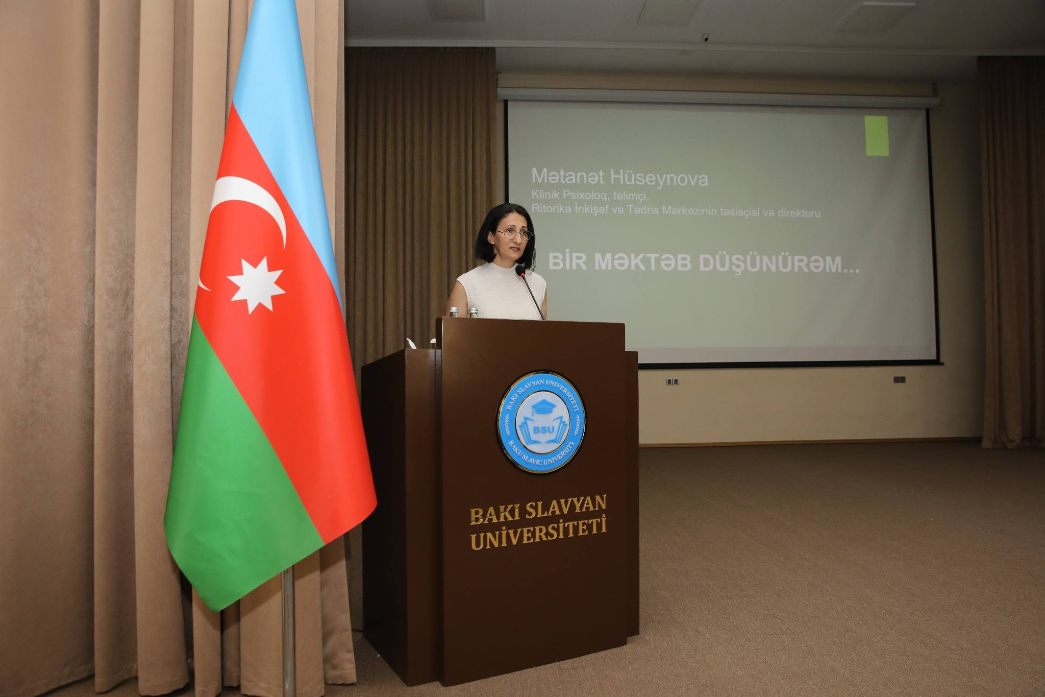 "Yeni çağırışlar" kitabı təhsil ictimaiyyəti tərəfindən böyük maraqla qarşılanıb 