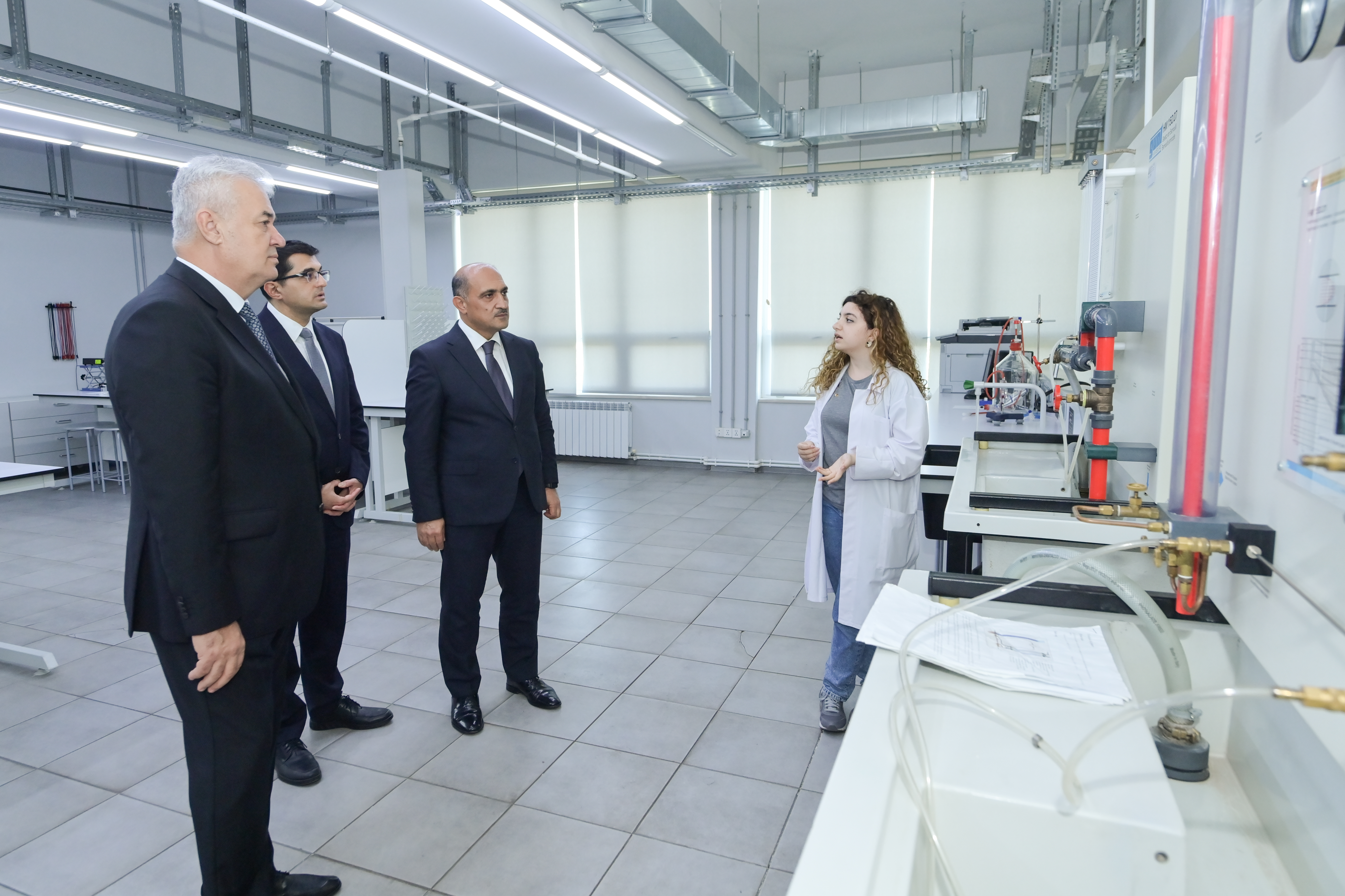 ADNSU-da Tacikistanın təhsil və elm naziri ilə görüş keçirilib