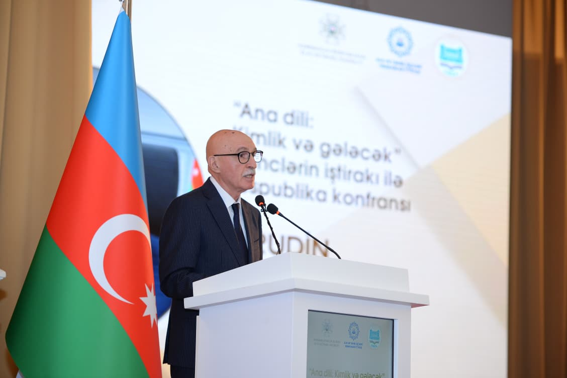 Elm ana dilində inkişaf etmədikdə terminologiya əcnəbiləşir