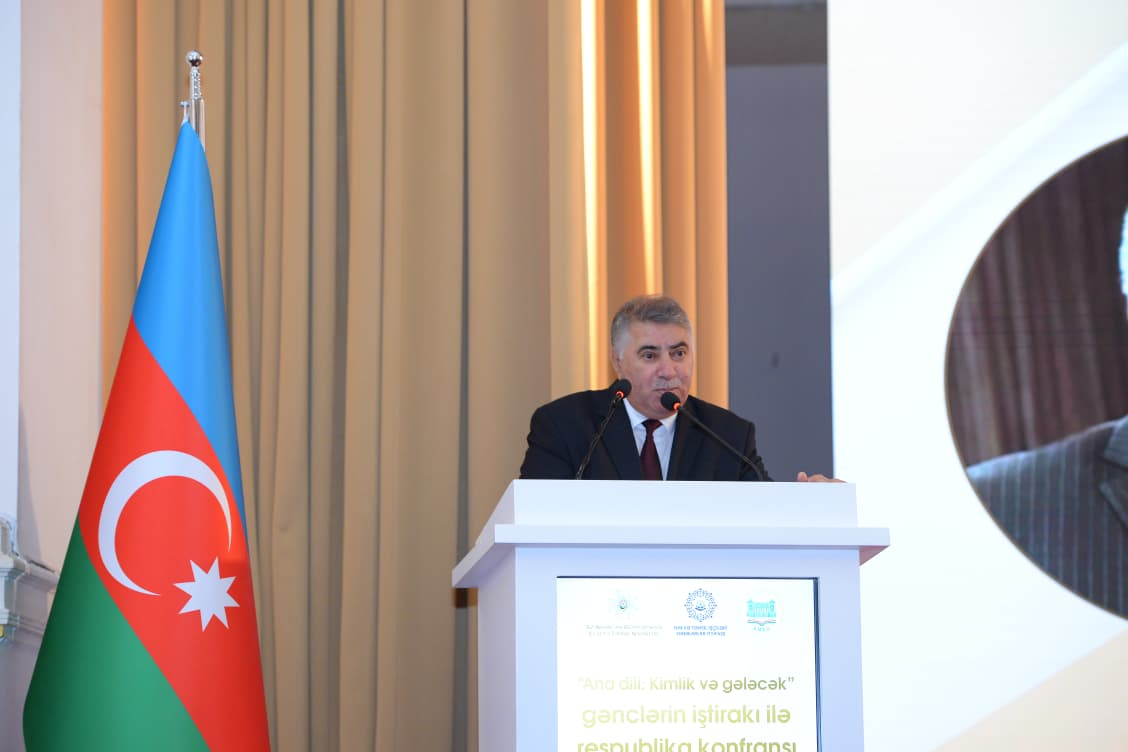 Nadir Məmmədli: Dilin normativ bazasını inkişaf etdirməliyik
