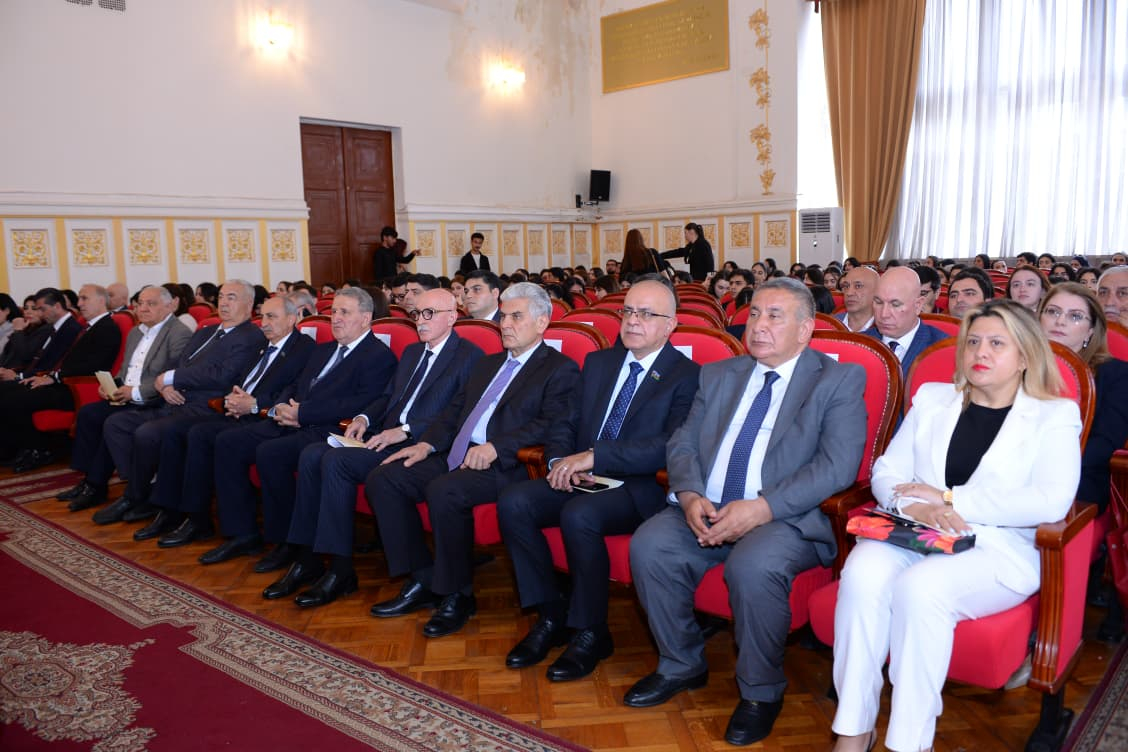 “Ana dili: kimlik və gələcək” mövzusunda respublika konfransı keçirilib