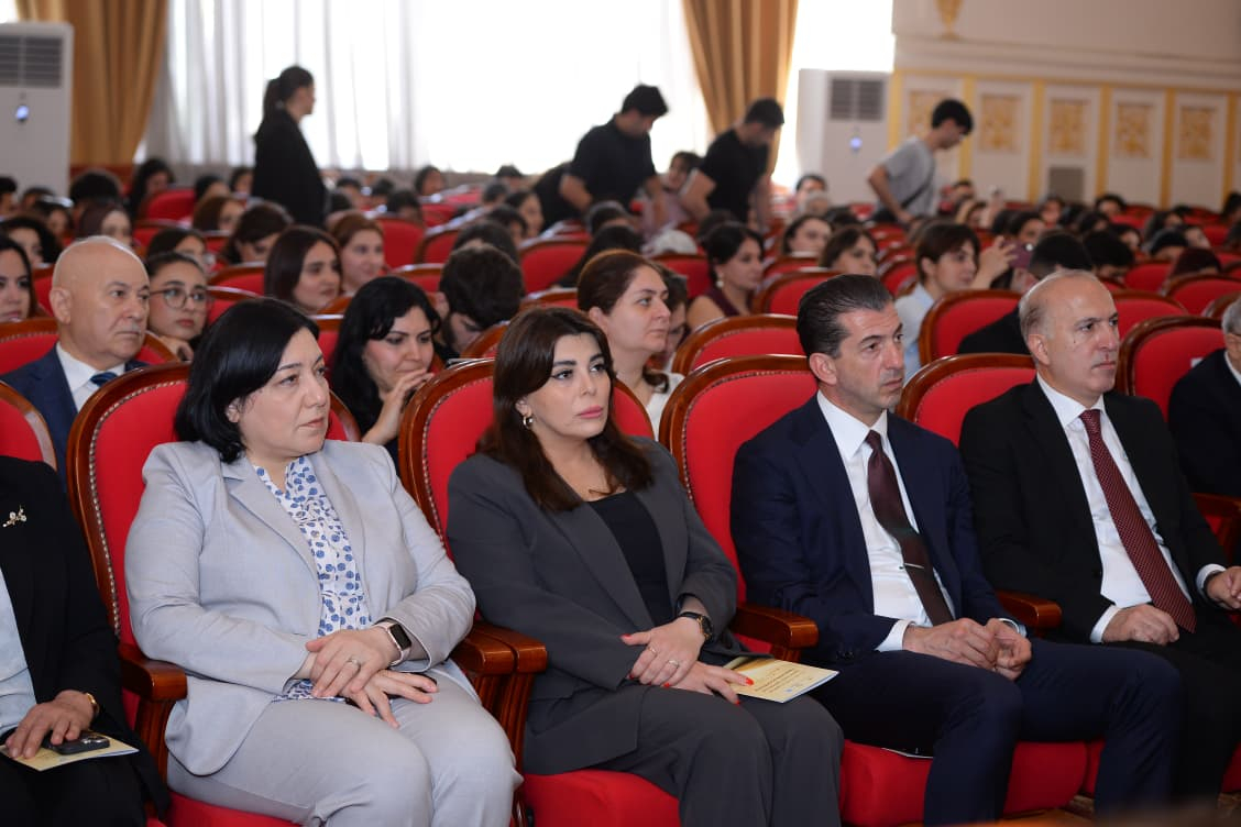 “Ana dili: kimlik və gələcək” mövzusunda respublika konfransı keçirilib