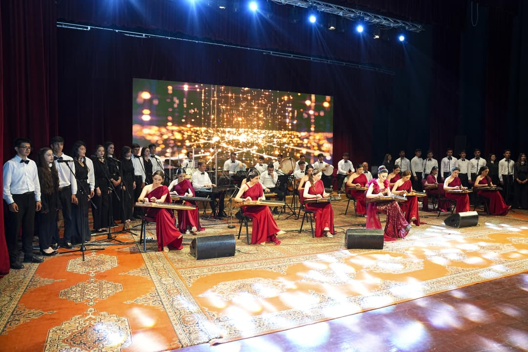 Naxçıvan Musiqi Kollecinin Müstəqillik Gününə həsr olunmuş konserti keçirilib