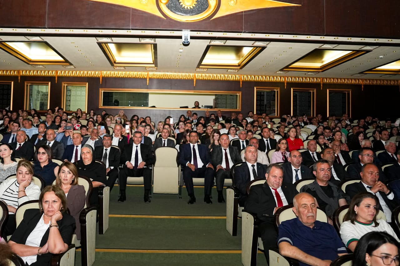 Naxçıvan Musiqi Kollecinin Müstəqillik Gününə həsr olunmuş konserti keçirilib