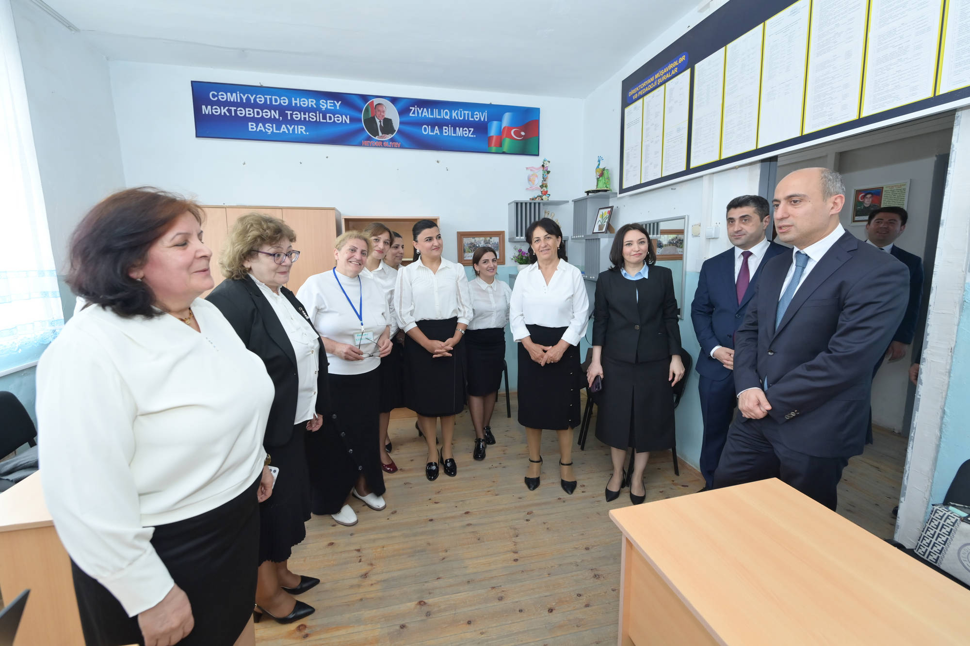 Nazir Qaxda tədris prosesi ilə tanış olub