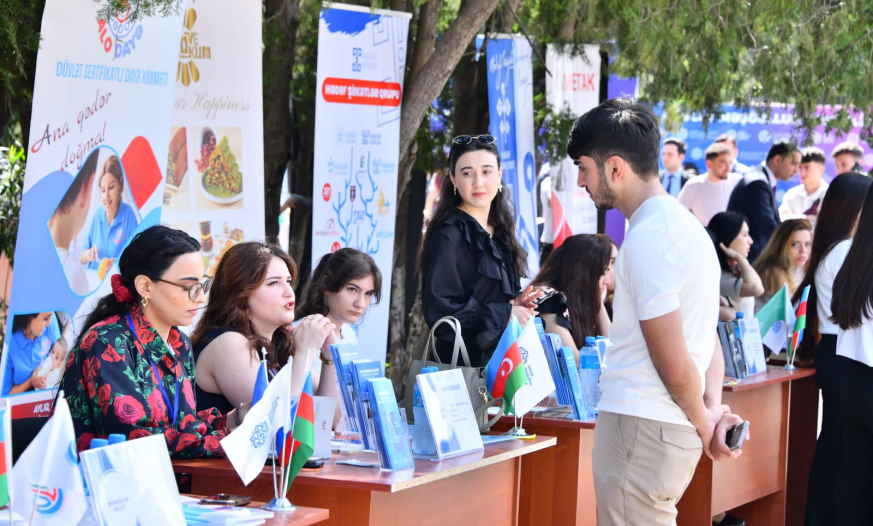 Vakansiyalar ayağına gəldi, gənclər seçim etdi