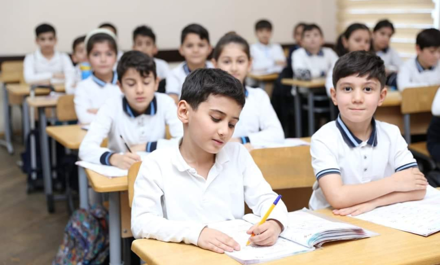 Sabah Bakı məktəblərində dərslər başlayır