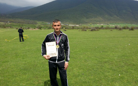 Atletika böyük səbir və iradə tələb edir - Çempionlar yetişdirən astaralı müəllim  