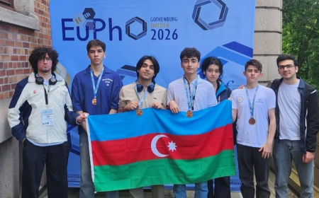 4 şagirdimiz Avropa Fizika Olimpiadasından medalla qayıtdı