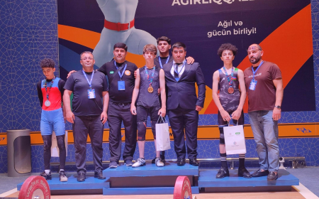 Ağırlıqqaldırma üzrə ilk qaliblər məlum olub