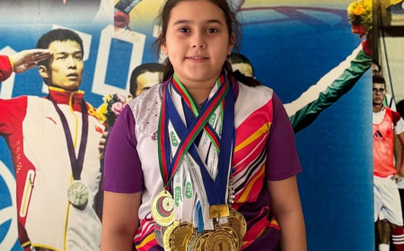 “O qədər həvəsim vardı ki, atam mənə yay düzəltdi” - Tennisçi Səidə Qulizadə