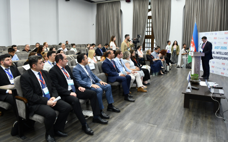 Süni intellekt və rəqəmsal transformasiyanın müasir çağırışları müzakirə olunur 